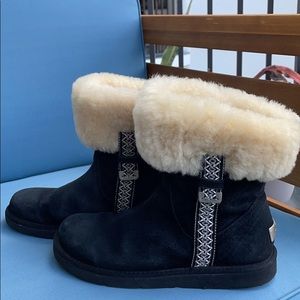 Ugg Metro Tas Women’s Size 9- Like New